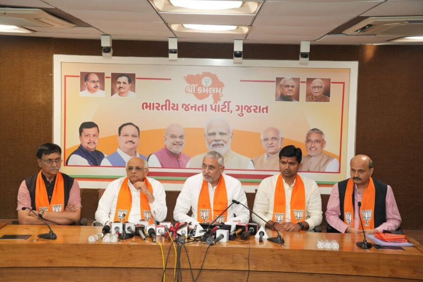 શ્રમિકોના આર્થિક ઉત્કર્ષ માટે શરૂ કરવામાં આવેલી એક દૂરંદેશી યોજના એટલે ‘વિકસિત ભારત - જી રામ જી' યોજના 1 WhatsApp Image 2026 01 06 at 10.35.50 PM